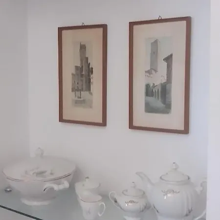 La Casina Tra Le Torri Apartman *